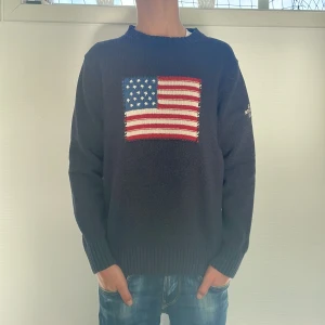 Gant tröja  - Stickad Gant tröja herr| pris: 499kr| storlek: M| skick:9,8/10| hör av dig vid minsta lilla fundering eller fråga| 