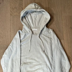 HELMUT LANG huvtröja - Hoodie från HELMUT LANG! St XL passar L