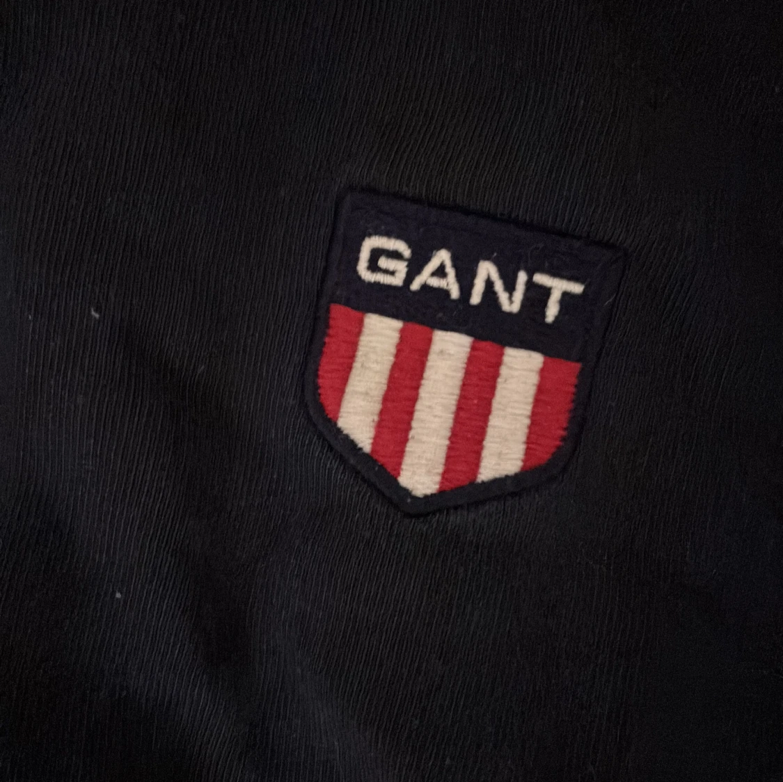 Mörkblå sweatshirt från GANT - 1