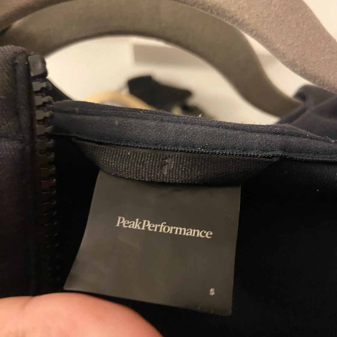 Svart hybridjacka Peak Performance S - 2