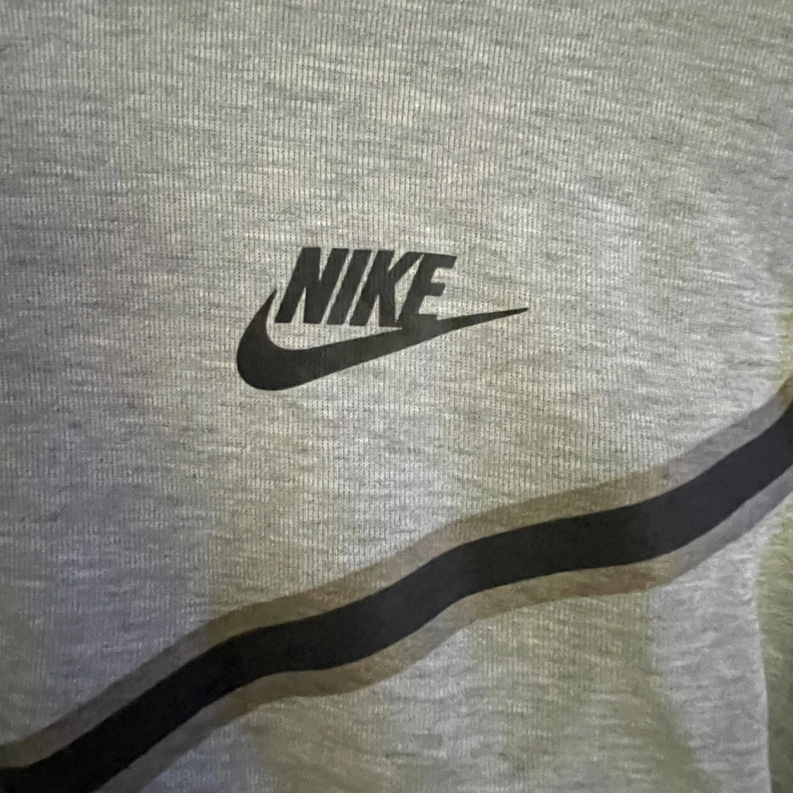 Grå nine track suit - 2