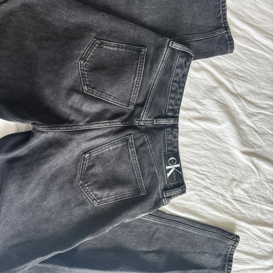 Svarta raka jeans från Calvin Klein - 1
