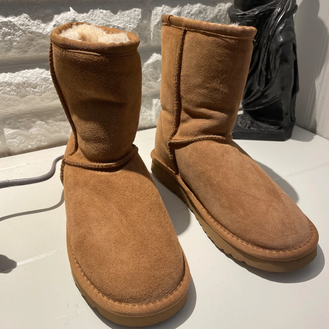 Klassiska bruna UGG boots i mocka - 2