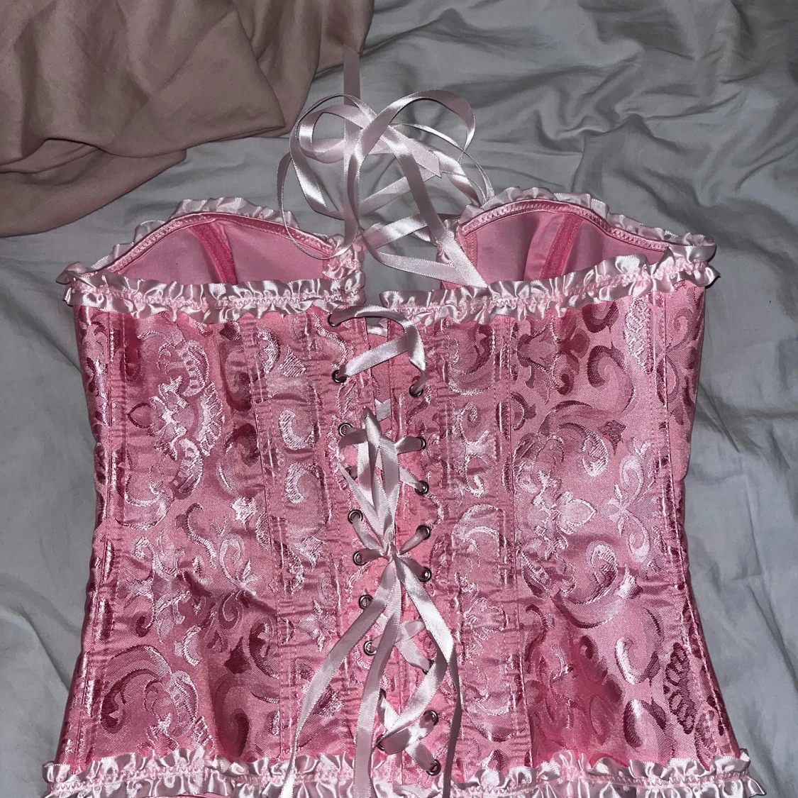 Rosa korsett - 2