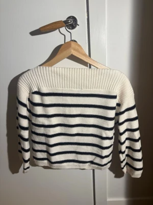 Randig tröja - Så fin stickad trekvart tröja från h&m helt oanvänd