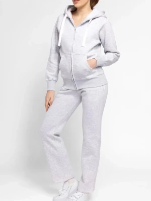 Ljusgrått russemerch sett - Mysigt ljusgrått mjukisset med dragkedja och huva. Är i storlek Xs och använt cirka 2 gånger. Väldigt bra kvalitet.