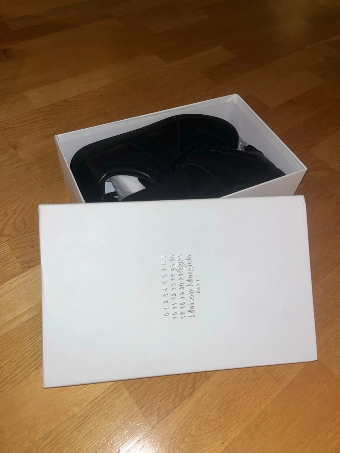 Svarta sneakers från Maison Margiela