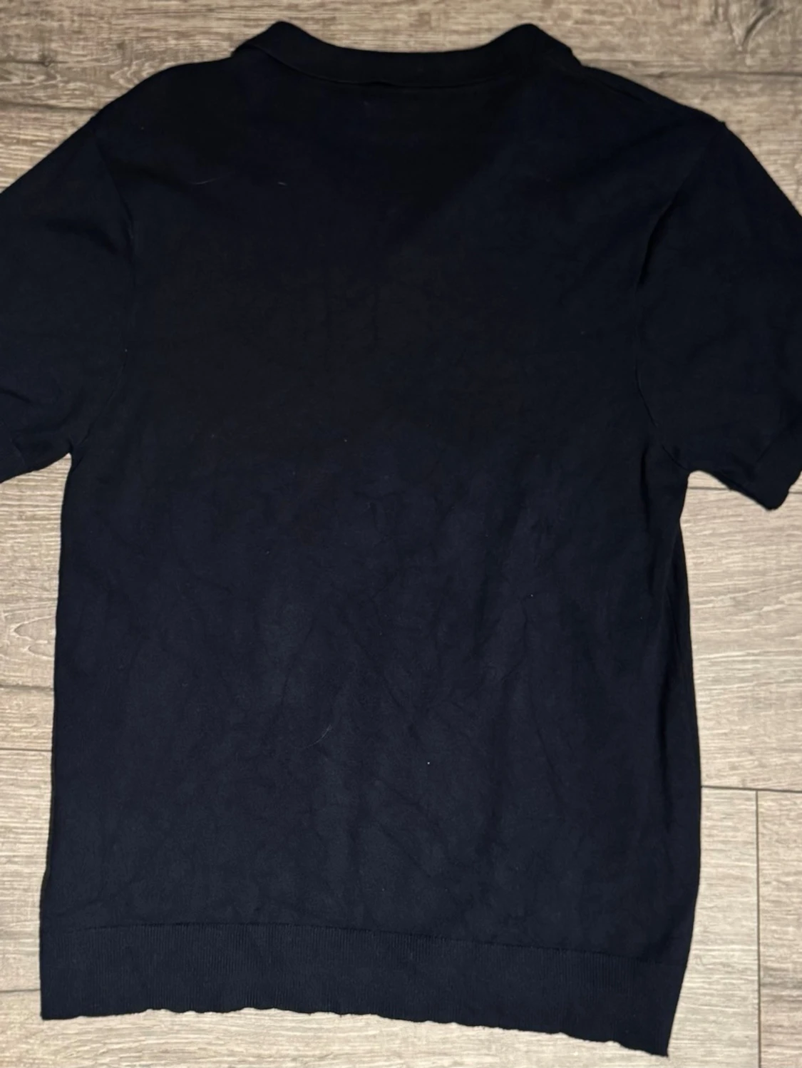 Mörkblå piké t-shirt från Åhléns  - 2