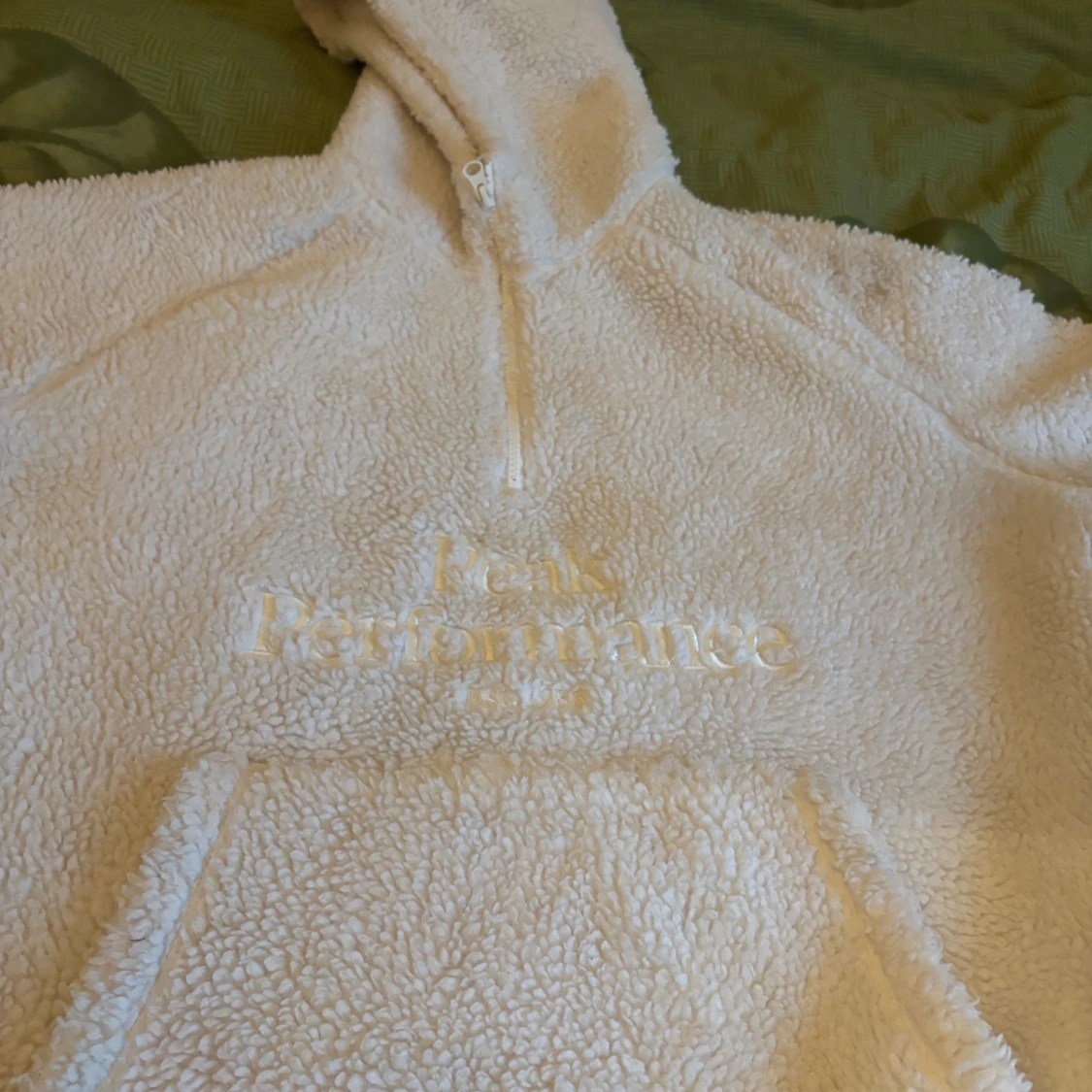 Vit fleece hoodie från Peak Performance - 1