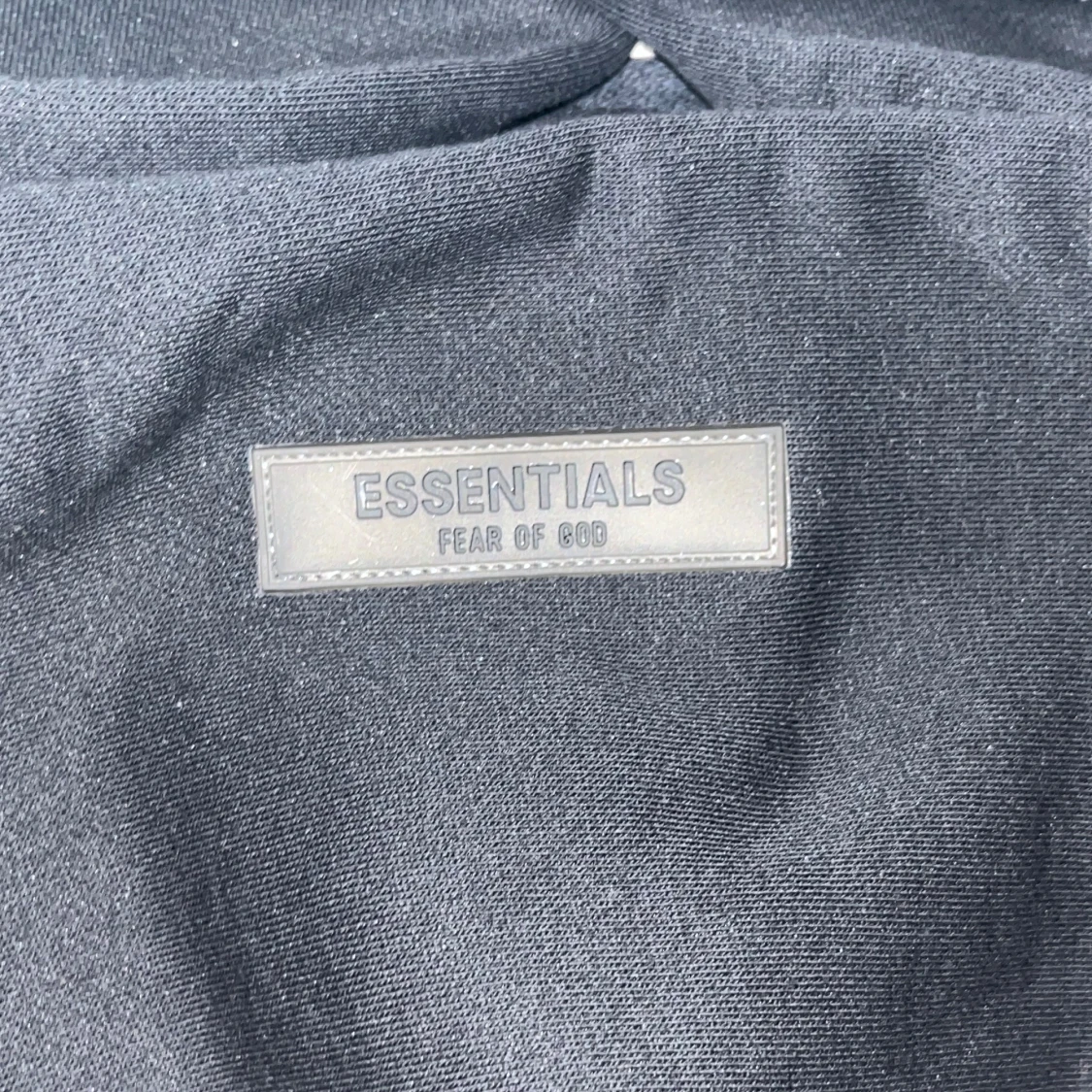 Svart Essentials Fear of God hoodie - 4