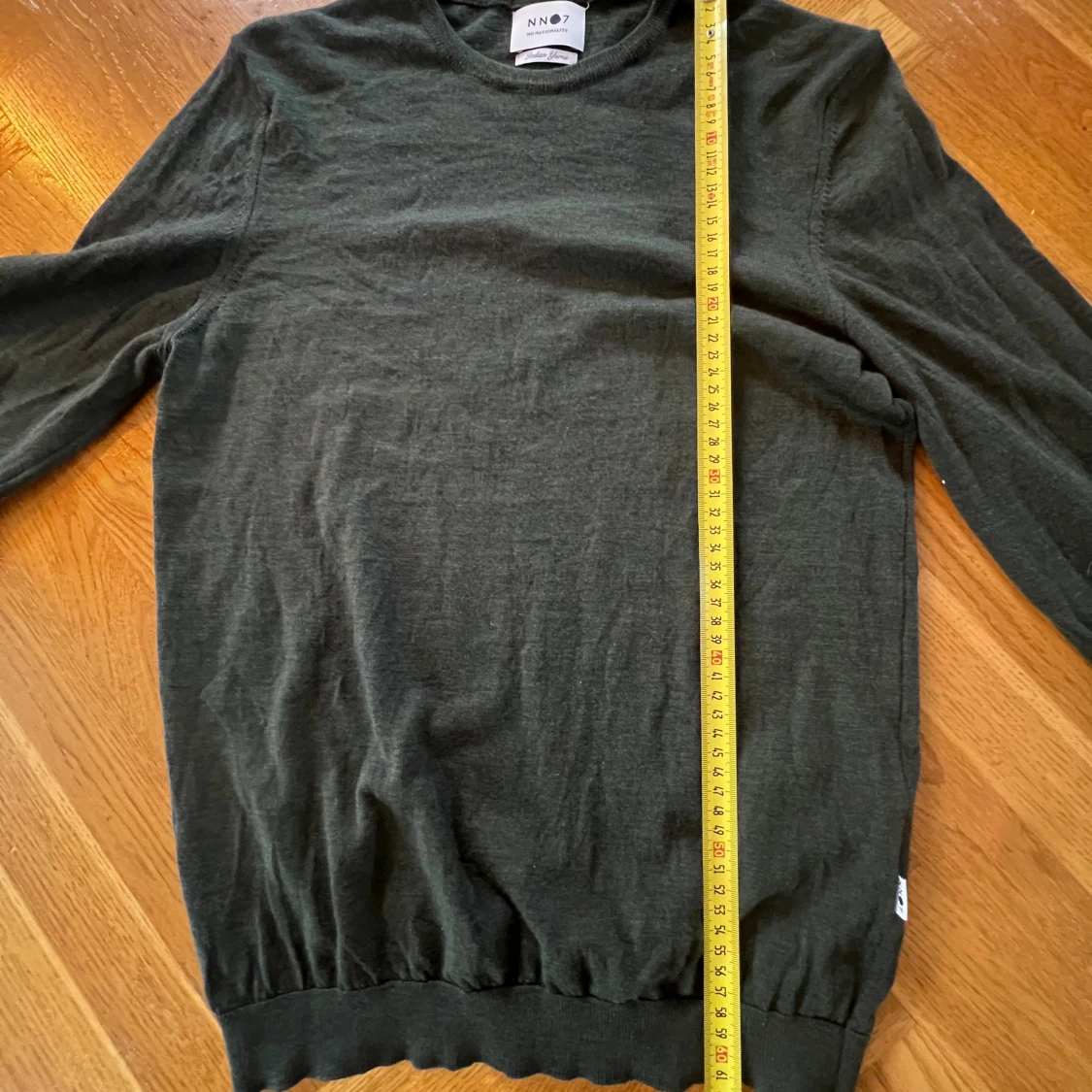 Mörkgrön merino ull tröja från NN07