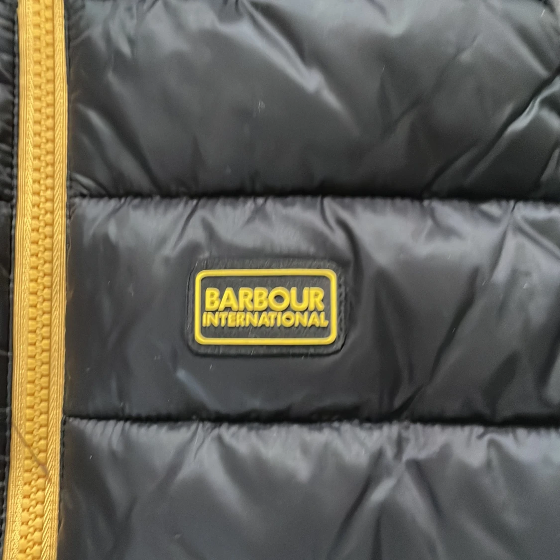 Svart dunväst från Barbour International - 1