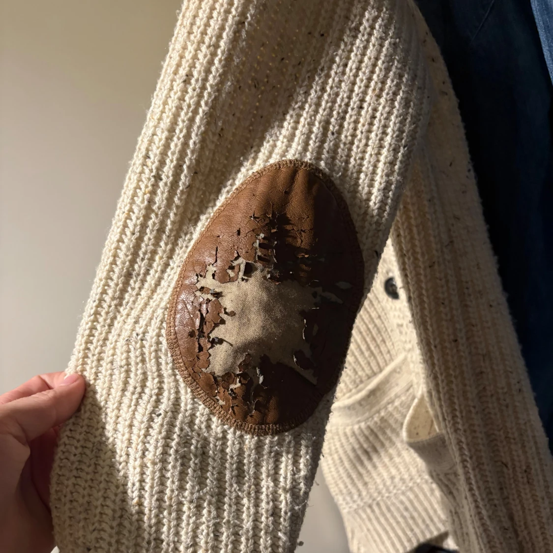 Stickad cardigan - 2