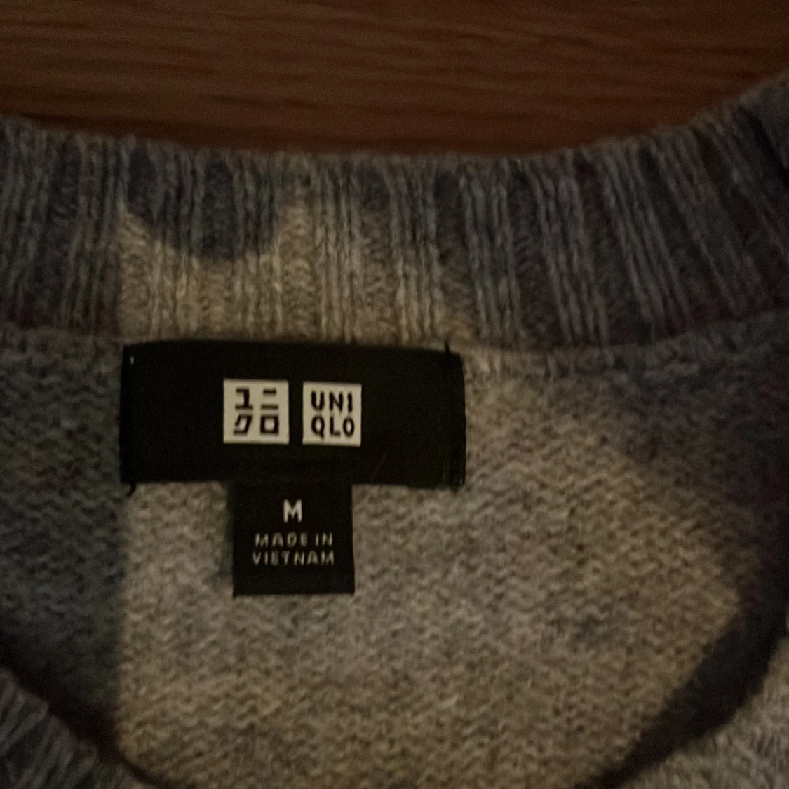 Grå stickad tröja från Uniqlo - 2