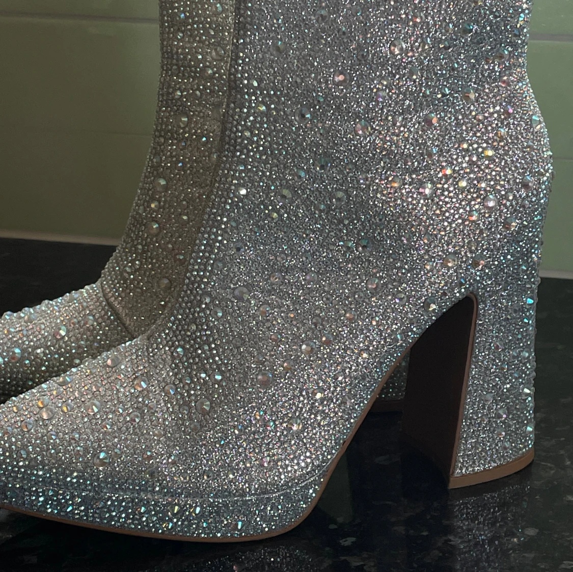 Glittriga silver boots med klack - 4