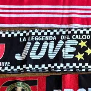 Juventus Halsduk - Juventus Halsduk, Mycket fint skick!