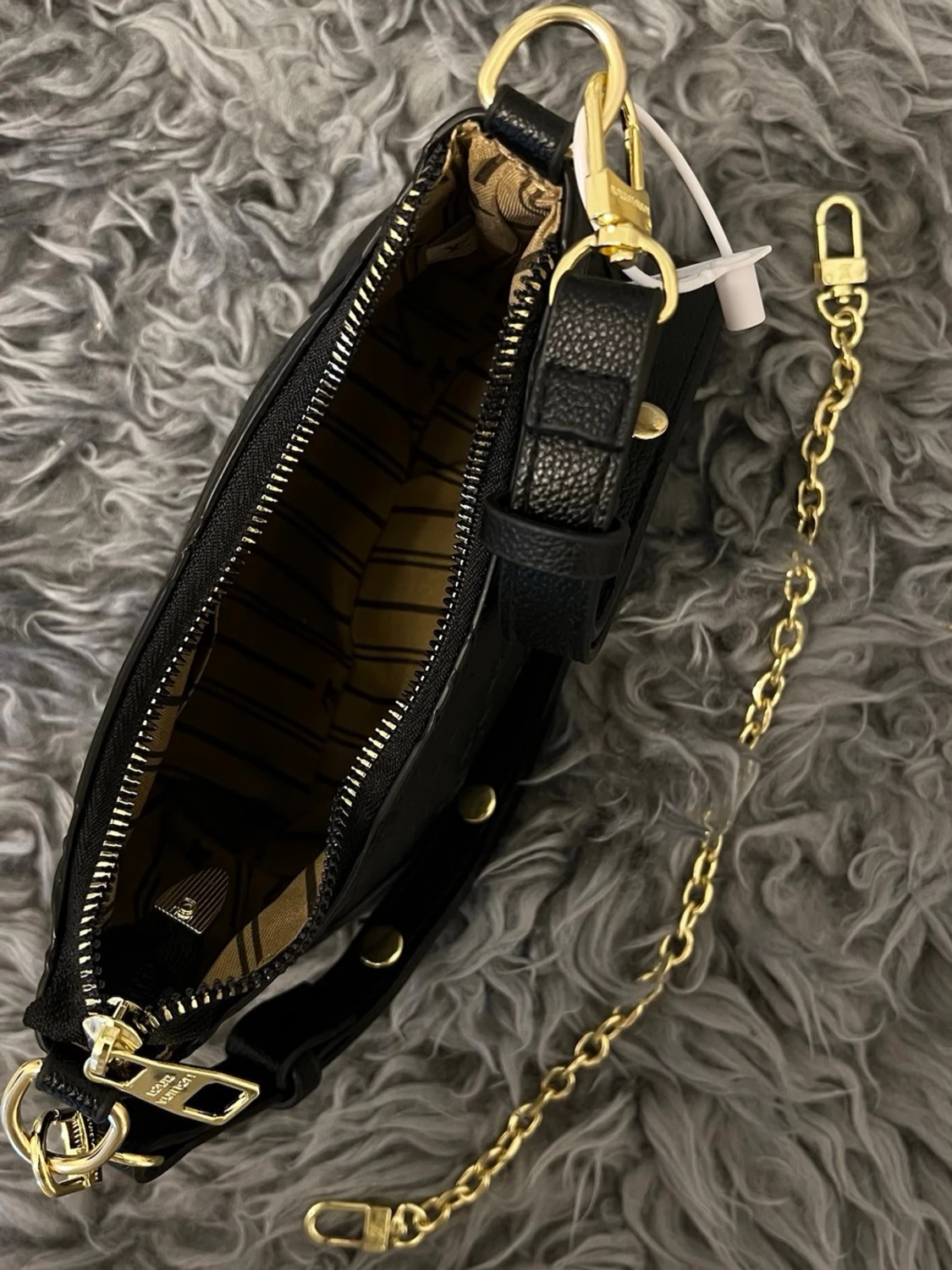 Shoulderbag svart mini väska  - 1