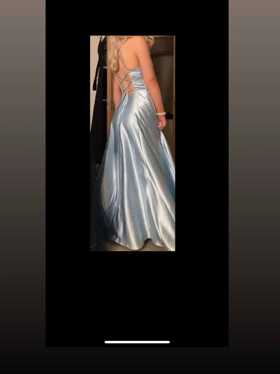 Ljusblå balklänning med snörning - 2