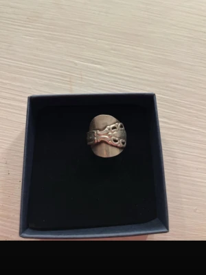 Silver ring - Silver ring gjord av en gammal sked i storlek xs