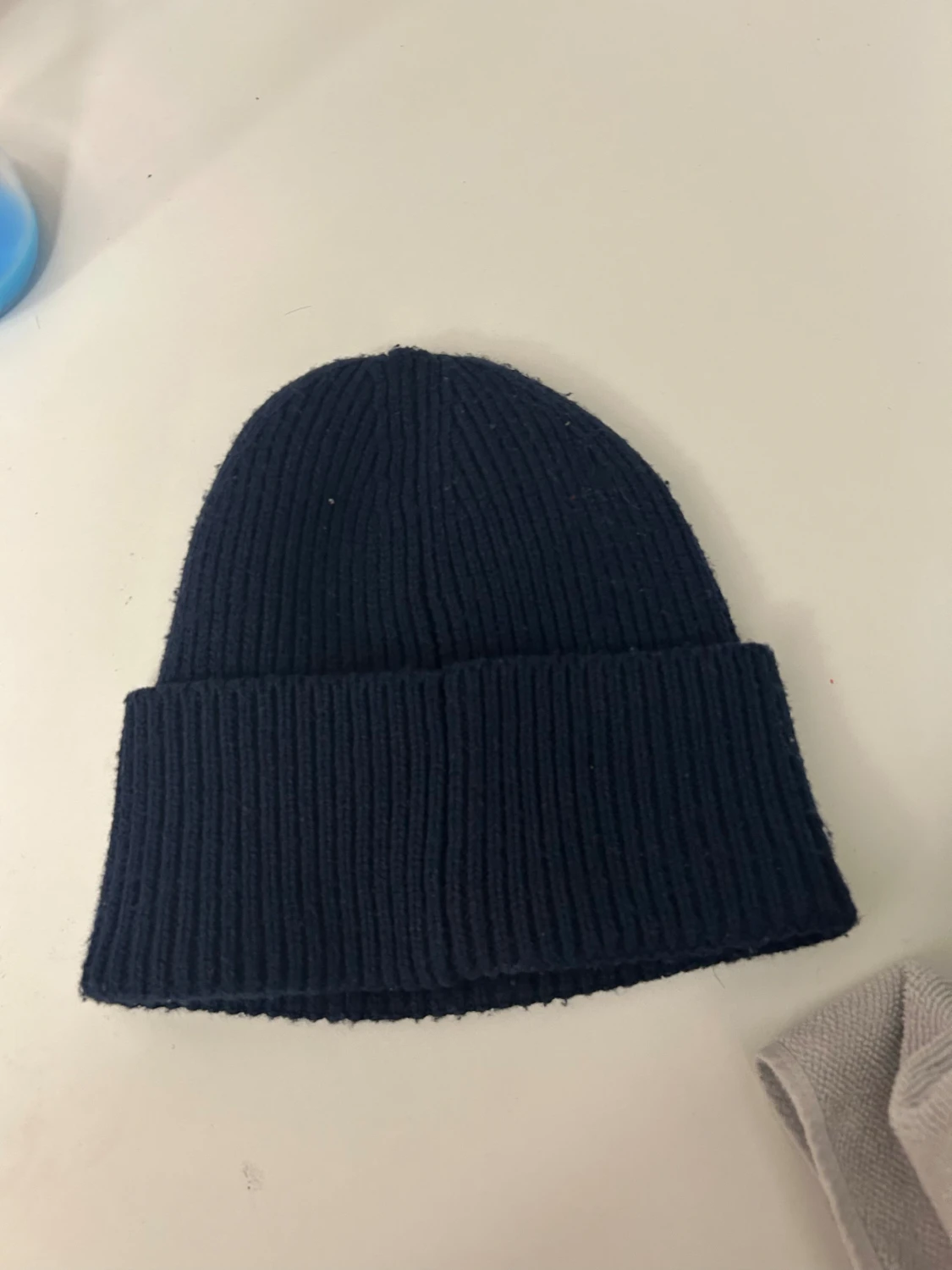 Mörkblå NOCCO mössa med broderi - 1