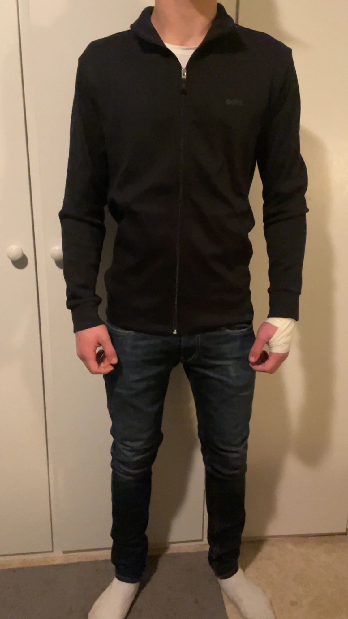 Svart zip-kofta från BOSS - 1