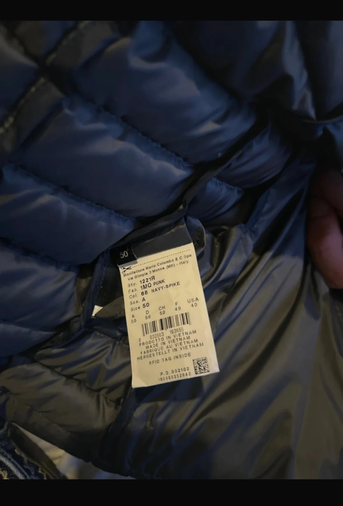 Mörkblå pufferjacka från Colmar - 3