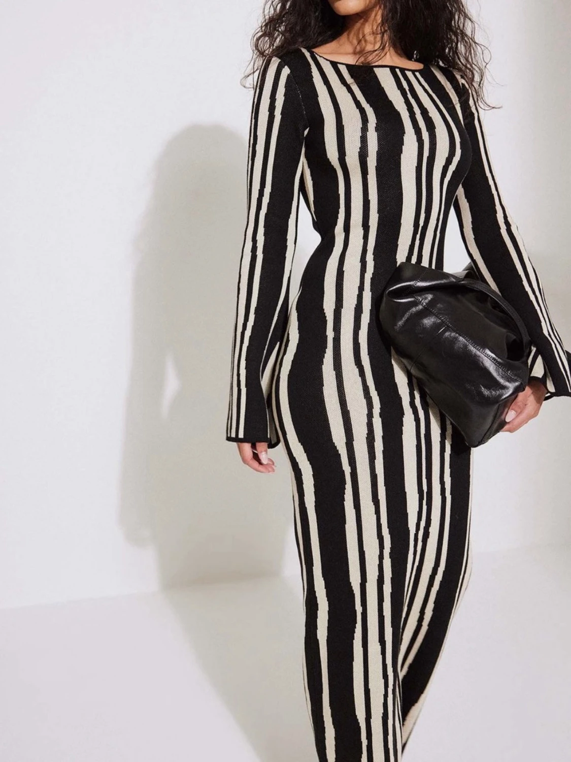 Stickad maxiklänning - 2