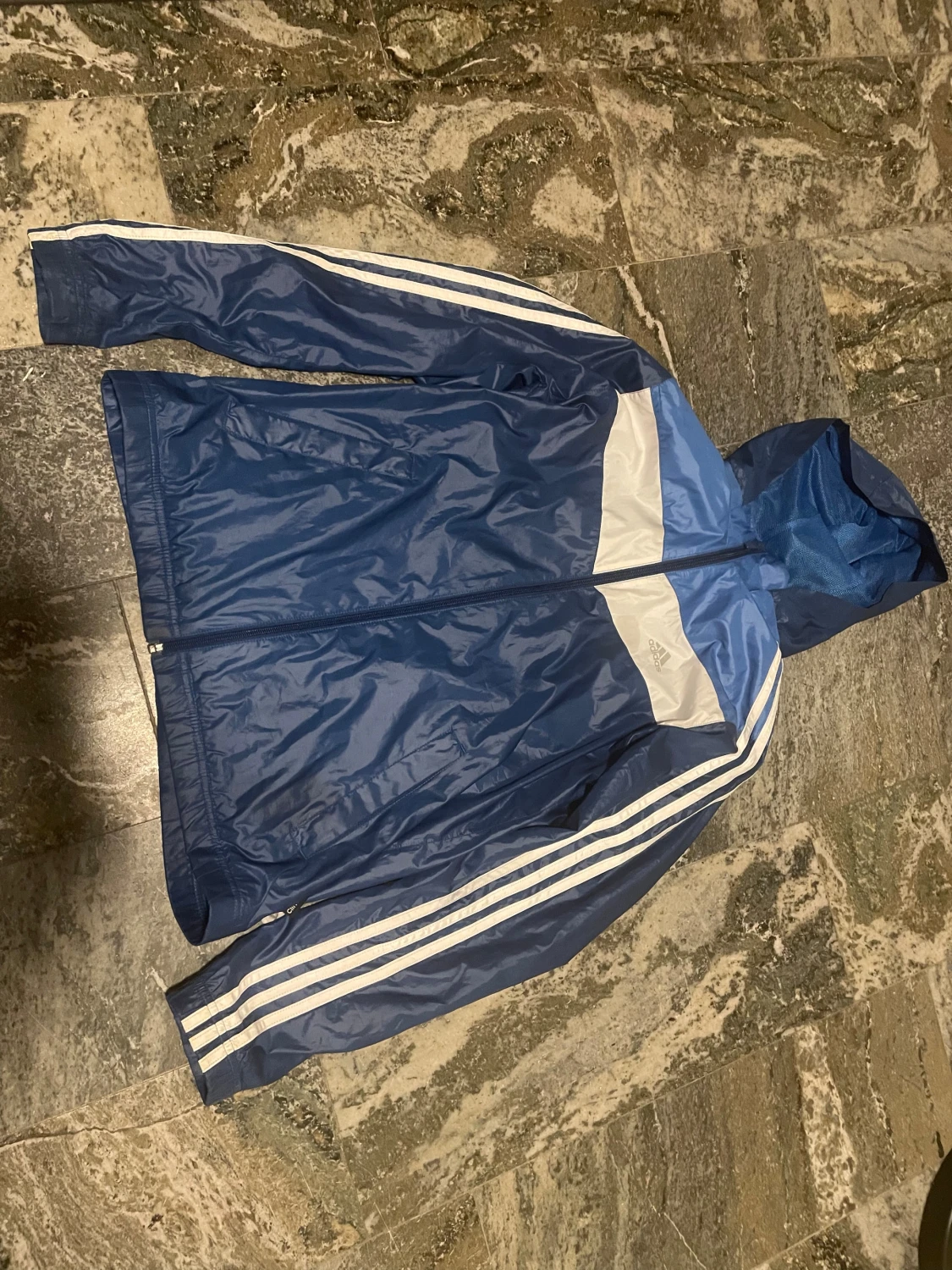 Blå Adidas vindjacka med huva - 2