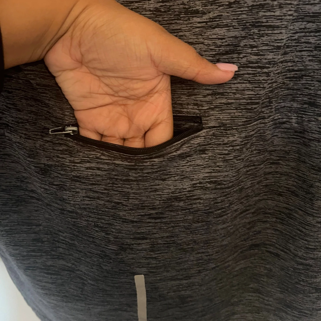 Mörkgrå hoodie från Ullared  - 2