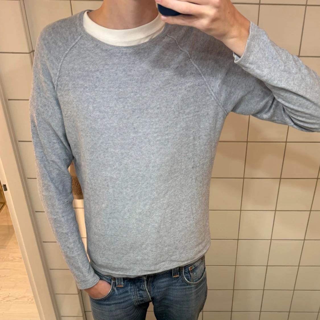 Grå sweatshirt  - 1