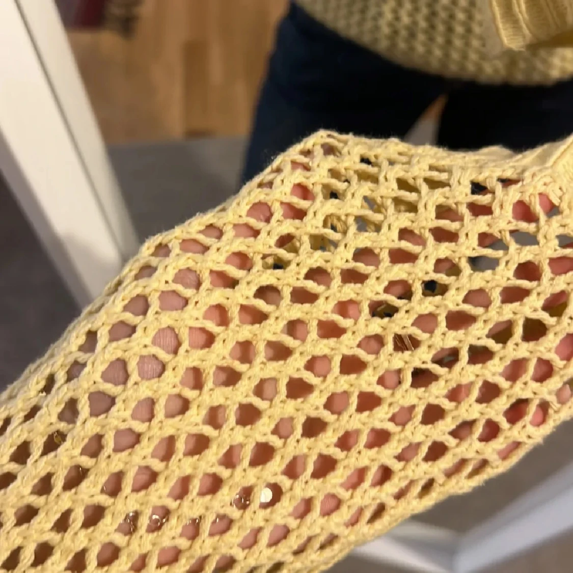 Gul stickad tröja från Pieces - 1