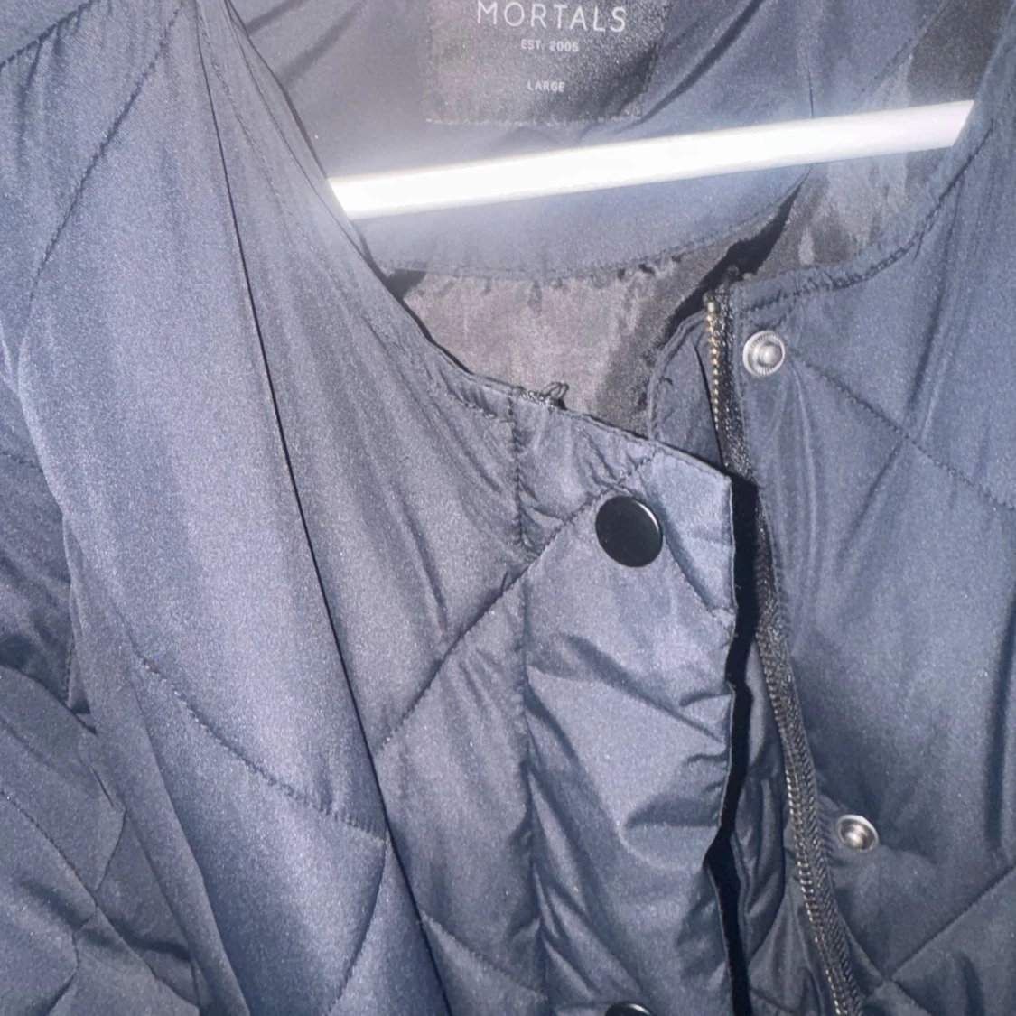 Svart quiltad jacka från Saints & Mortals