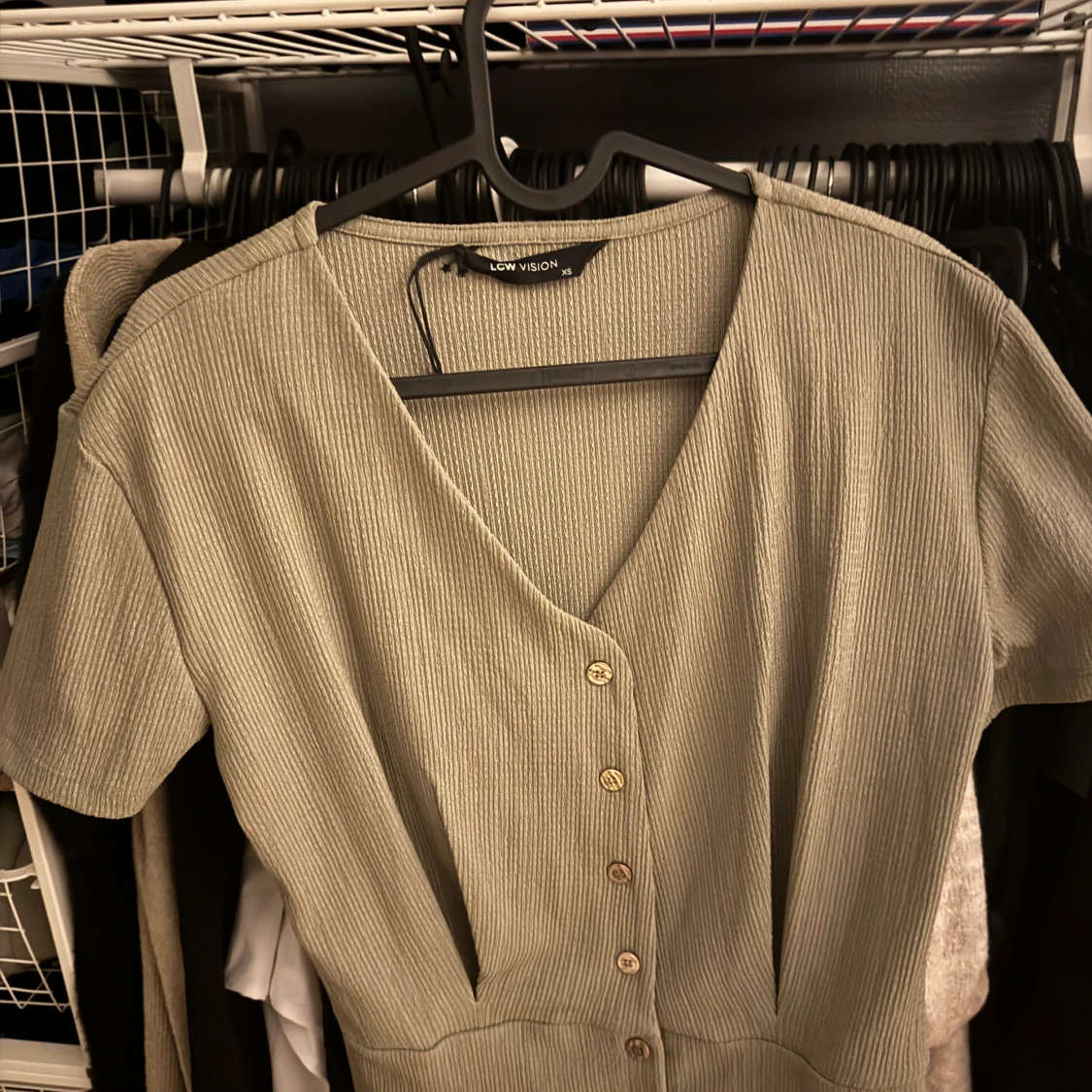 Beige ribbad kortklänning LCW Vision