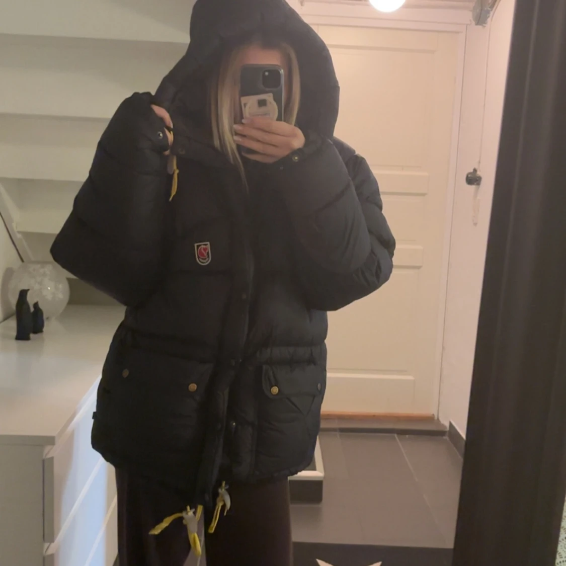 Svart dunjacka från Fjällräven XS