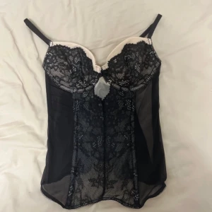 Victoria’s Secret korsett - Storlek 70b🫶