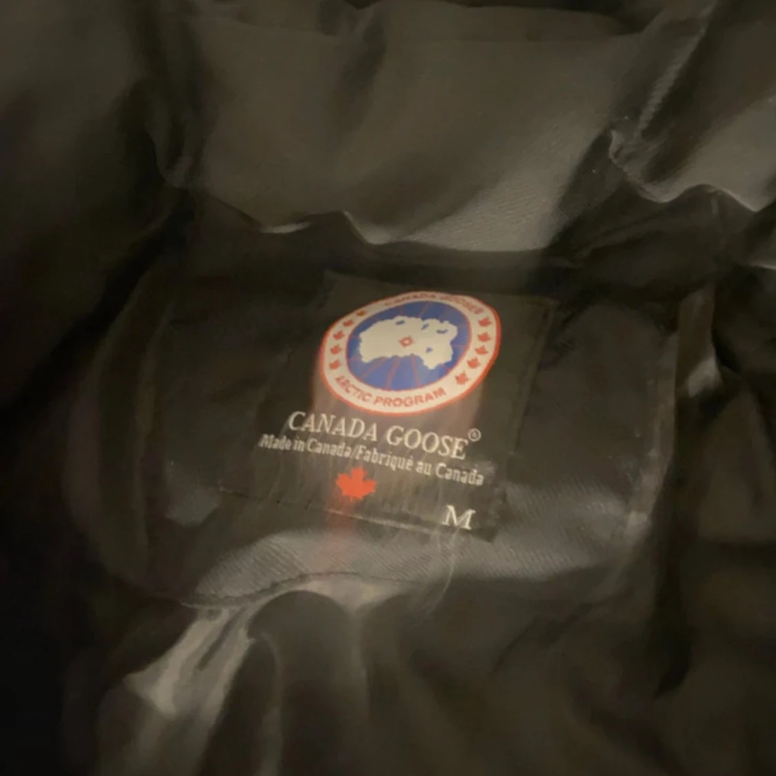 Svart dunjacka från Canada Goose M - 1