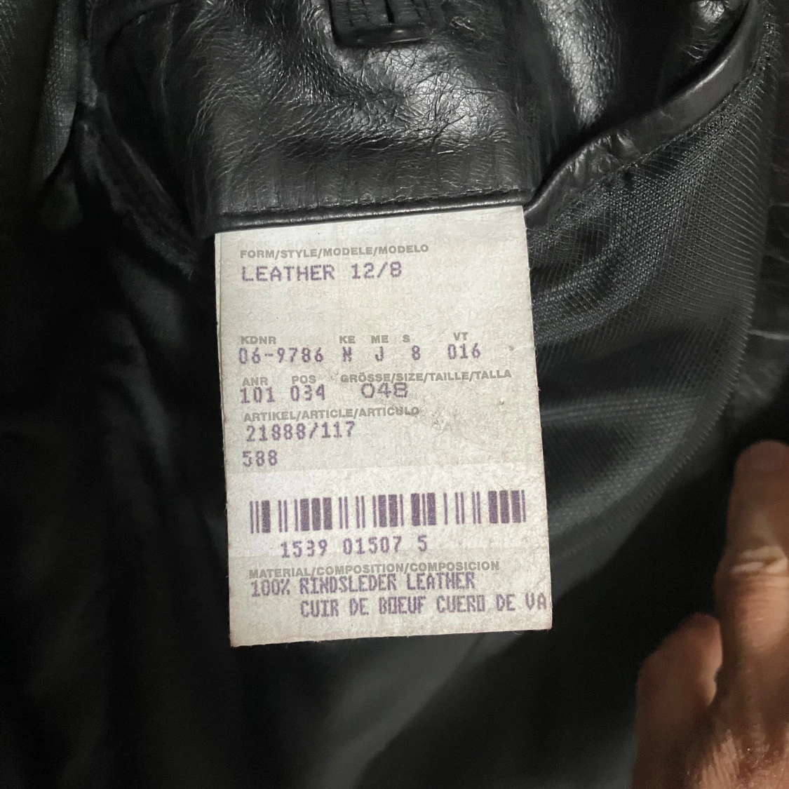 Svart skinnjacka från BOSS - 2