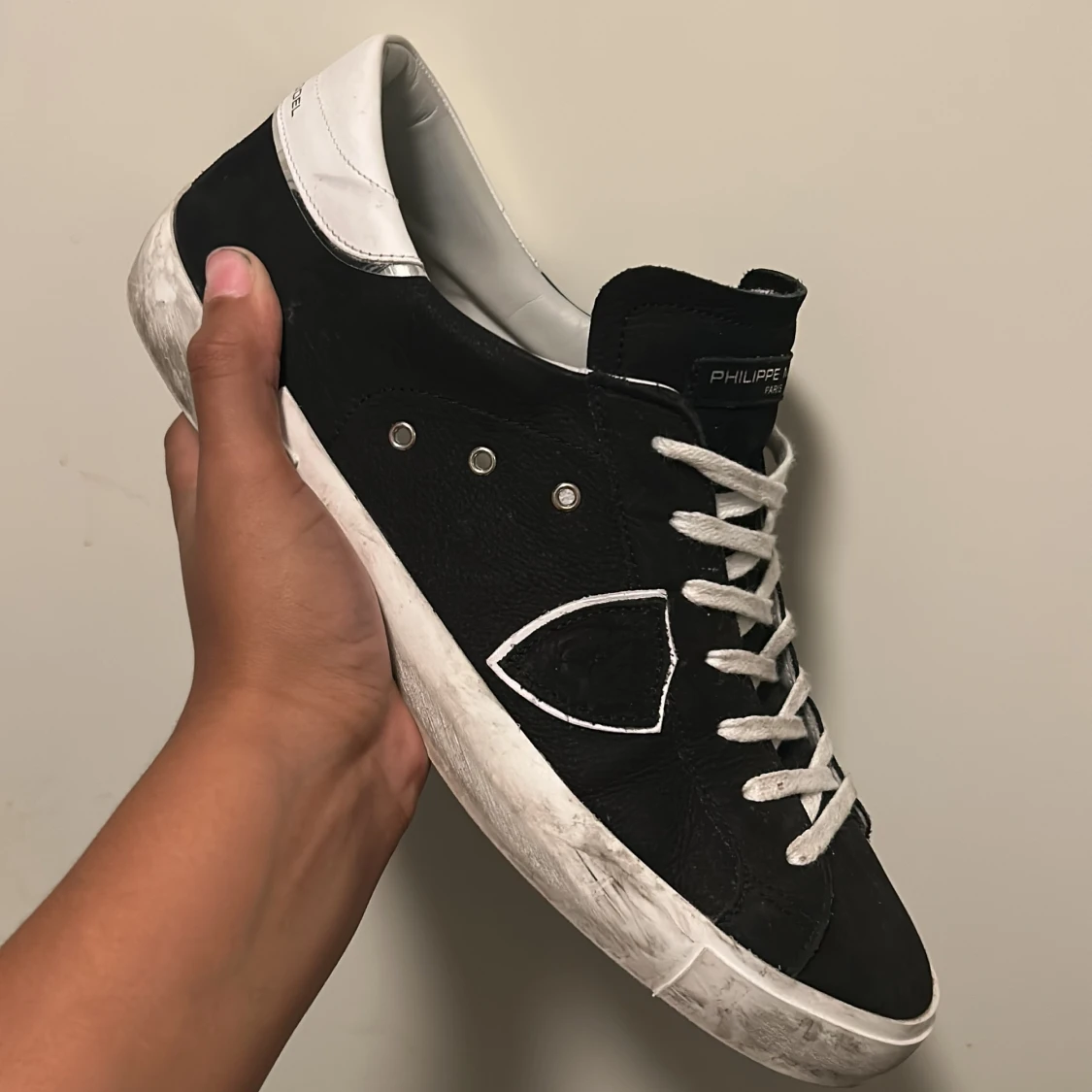 Philippe Model svarta och vita sneakers