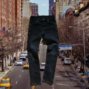Svarta Nudie Jeans - // Tjena säljer dessa snygga ” nudie jeans ”  i svart, de är i storlek w26 L30 och modellen Lean dean. 