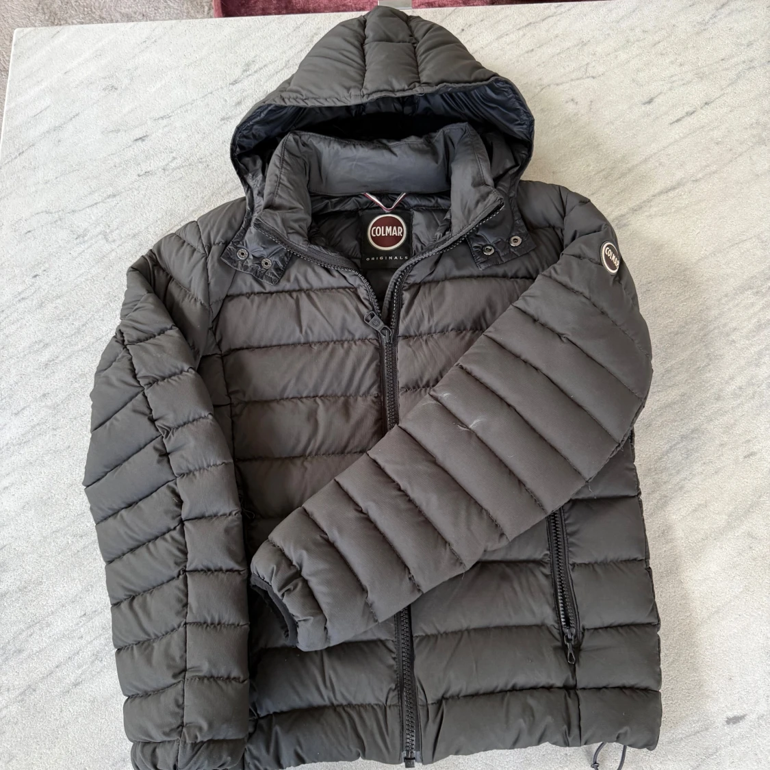  Mörk grön pufferjacka från Colmar