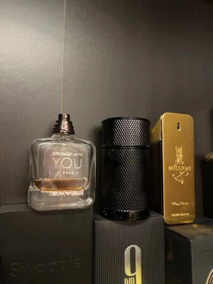 Emporio Armani & Paco Rabanne parfym  - stronger with you intense har runt 25ml kvar och one million har runt 80ml kvar och london dunhill är full
