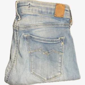 Replay Jeans - Replay Slim jeans | Storlek: W29 L30 | Skick: Mycket bra skick! Skriv vid intresse eller frågor ✍🏻💬