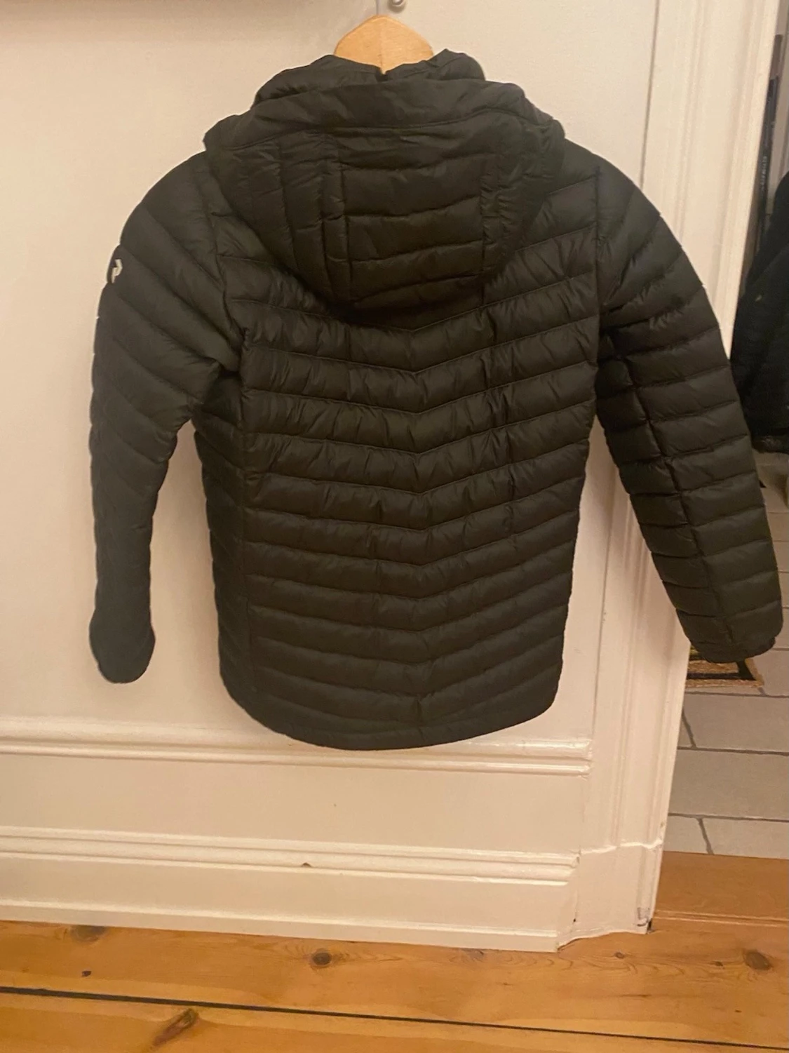 Peak Performance - Lättviktsjacka - 1