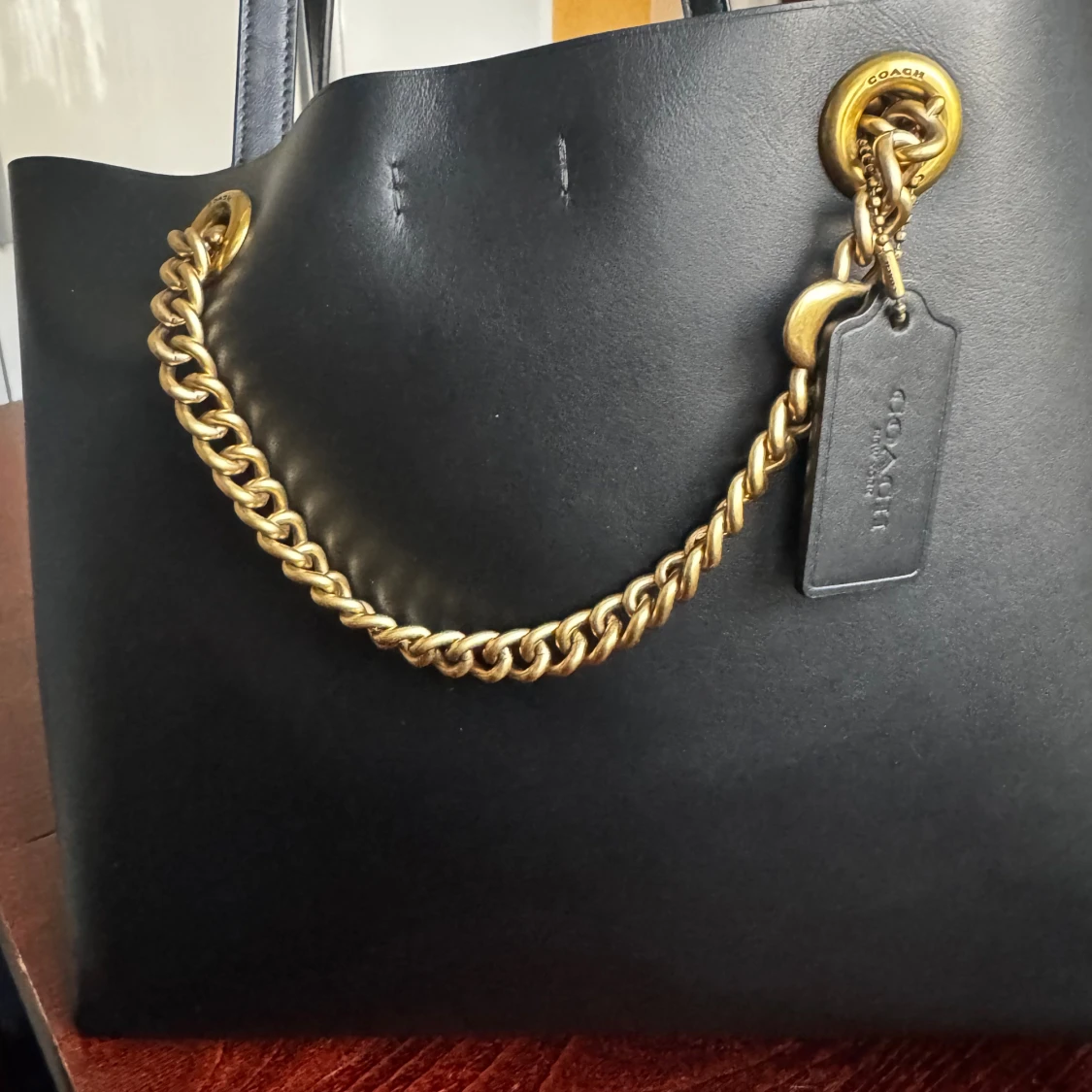 Svart handväska i skinn från Coach - 3