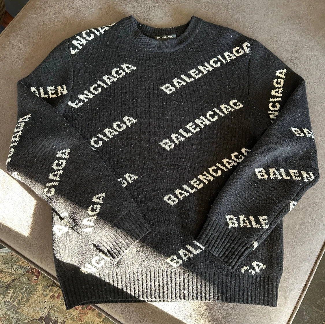 Balenciaga All-over Tröja