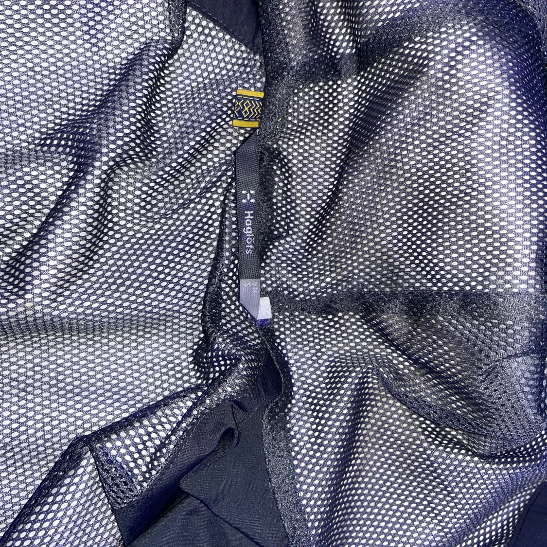 Svart Haglöfs Gore-Tex vindjacka - 2