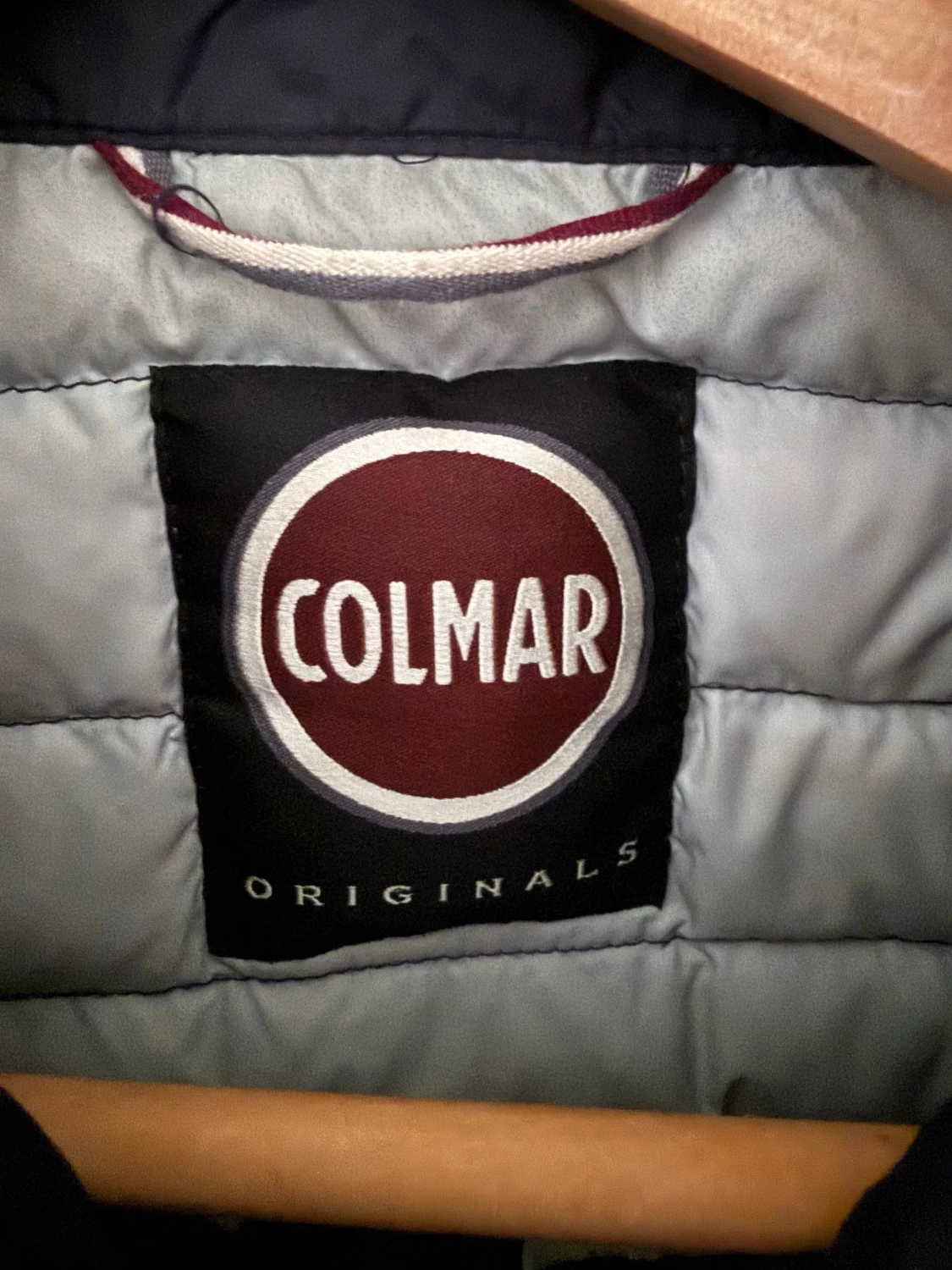 Mörkblå dunväst från Colmar - 2