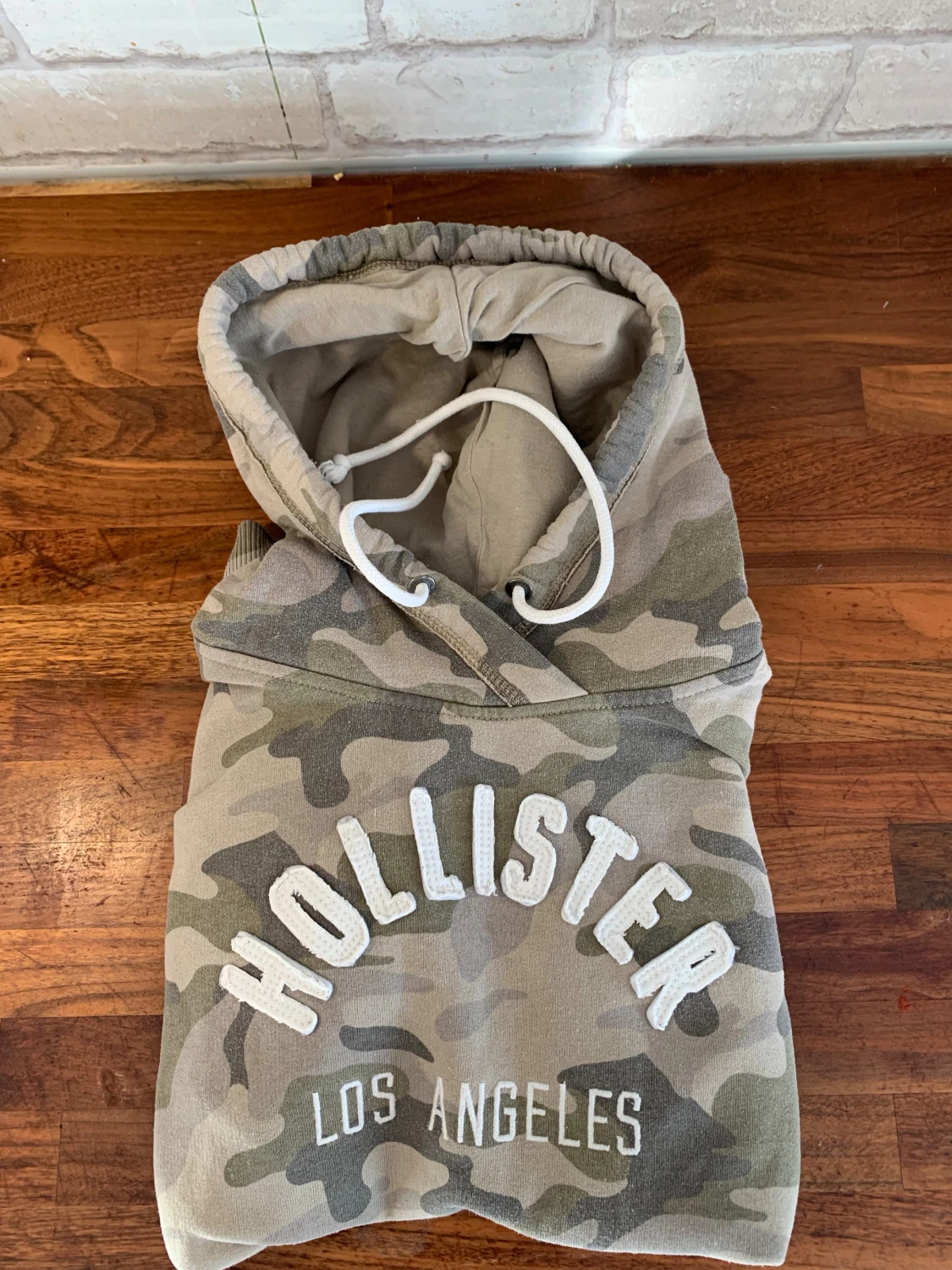 Hollister hoodie