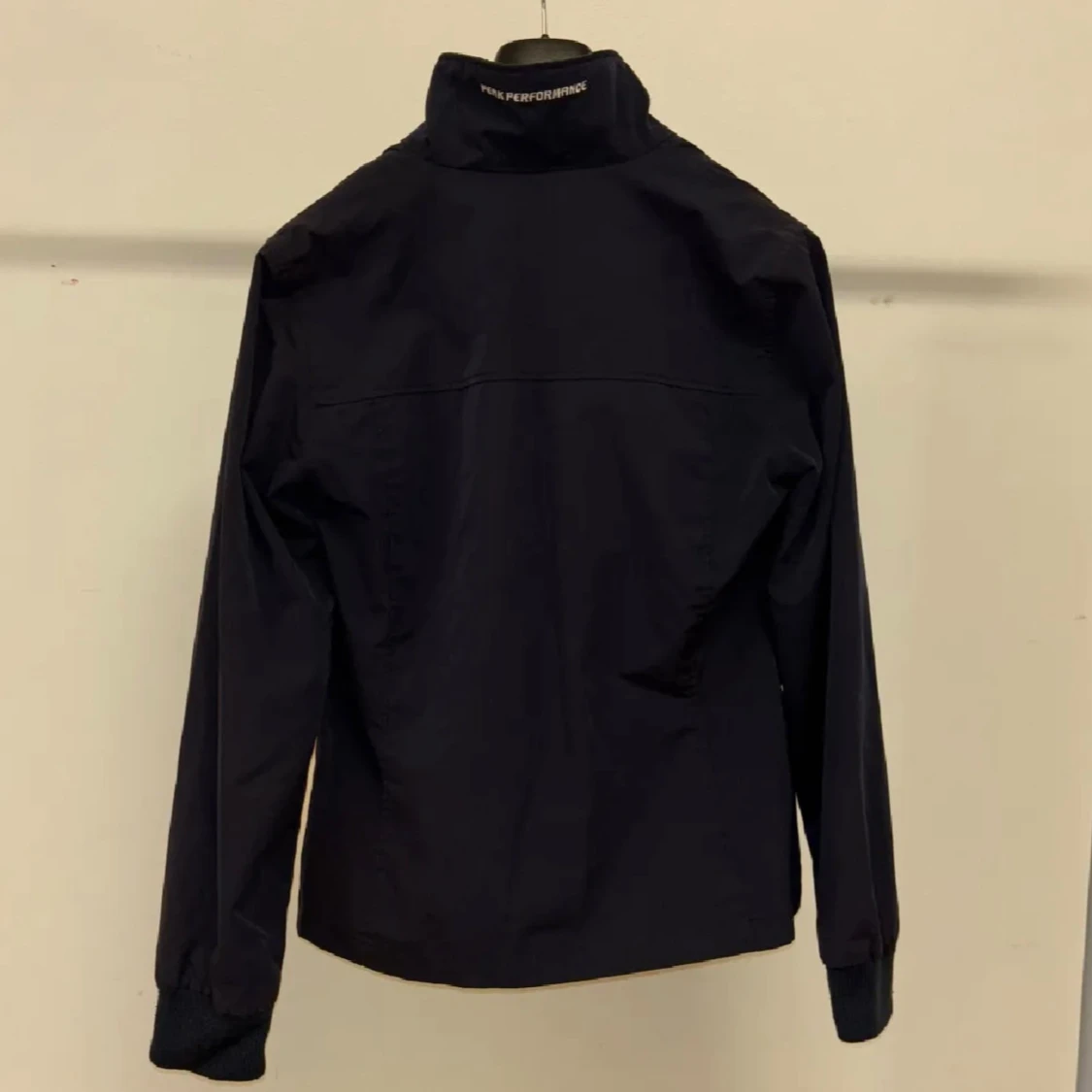 Mörkblå vindjacka Peak Performance M - 1