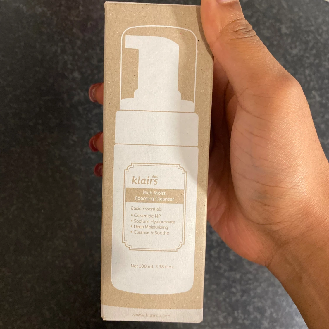 Klairs Rich Moist Foaming Cleanser 100ml - 1